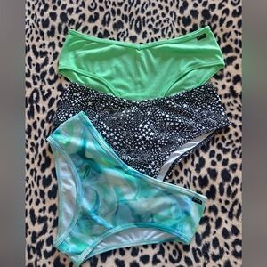 PINK panties bundle (L) New